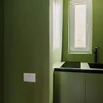 Rouge In Appartement Boekarest