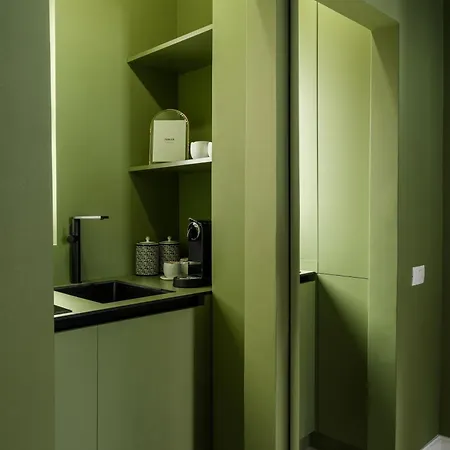 Rouge In Apartament *