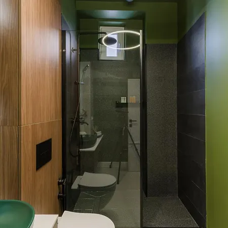 Rouge In Apartamento