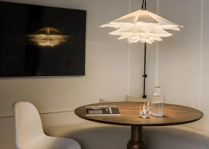 Rouge In * Bukurešť