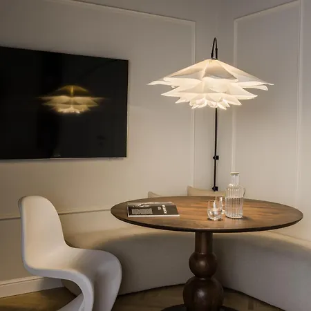 Rouge In * Boekarest