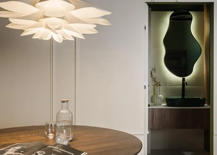 Apartament Rouge In *