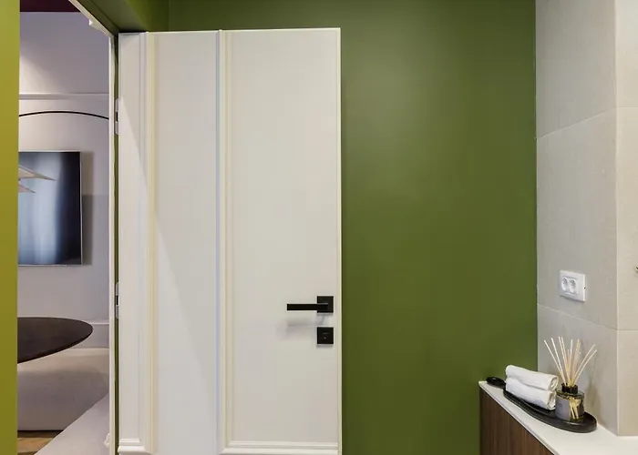 Rouge In Apartament Bukareszt